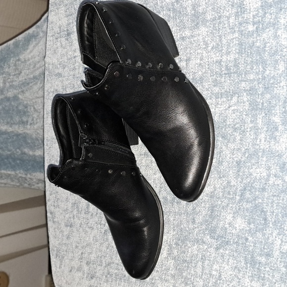 Portland Boot Company Black Ankle Boot with silver studs. 8 1/2. Block heel. - Picture 2 of 5